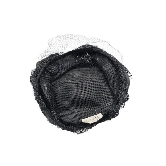 Vintage 1960s Black Derby Halo Ring Hat with Short Net Veil - Picture 4 of 5